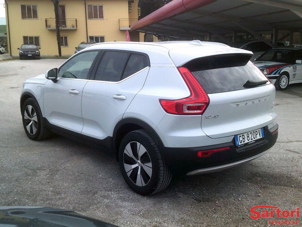 Volvo XC40 T5 Recharge Plug-in Hybrid automatico Core (4)