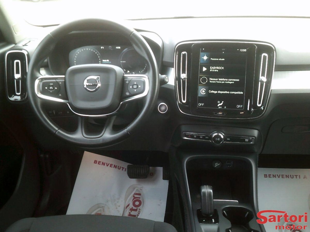 Volvo XC40 T5 Recharge Plug-in Hybrid automatico Core (6)