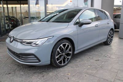 Volkswagen Golf Variant 2.0 tdi Life 150cv dsg usata