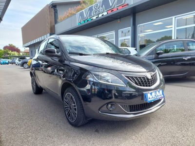 Lancia Ypsilon 1.0 FireFly 5 porte S&S Hybrid Gold Plus usata