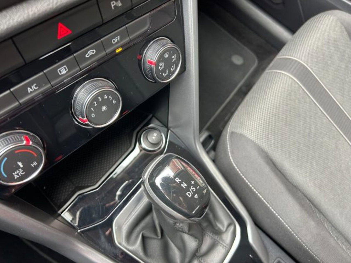 Volkswagen T-Roc 2.0 tdi Life 150cv dsg (13)