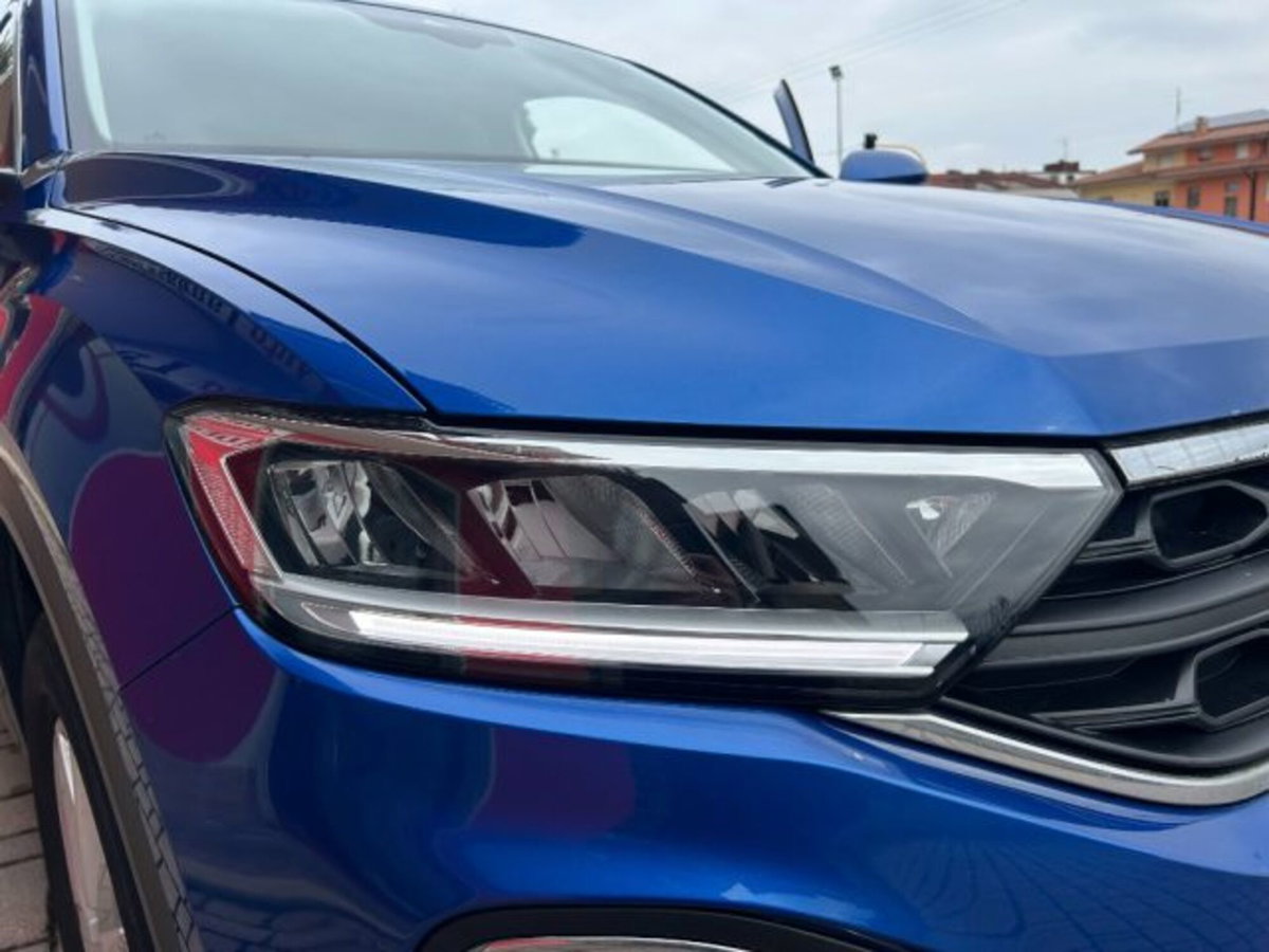 Volkswagen T-Roc 2.0 tdi Life 150cv dsg (18)