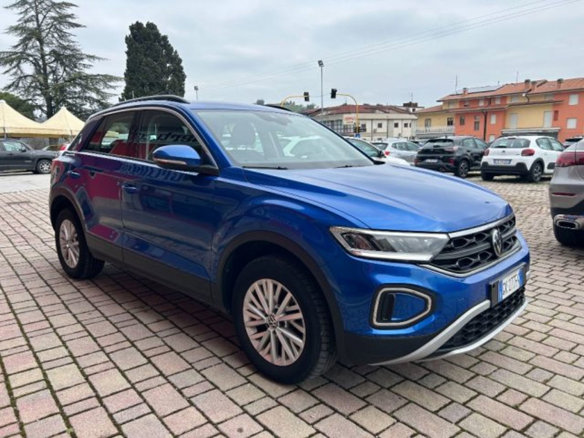 Volkswagen T-Roc 2.0 tdi Life 150cv dsg (2)