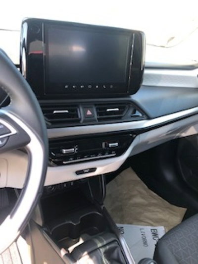 Suzuki Swift 1.2h Top 2wd (14)