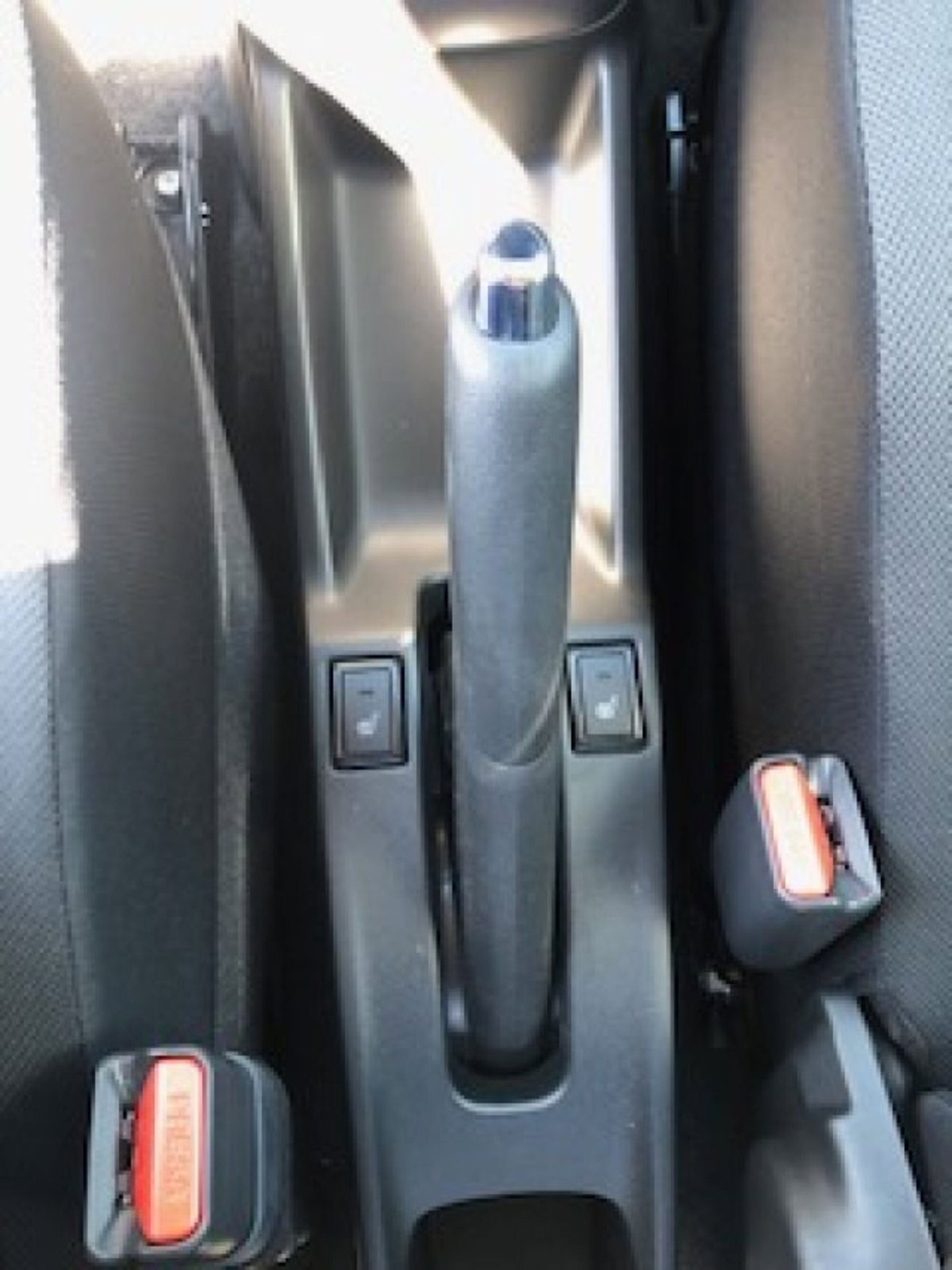 Suzuki Swift 1.2h Top 2wd (15)