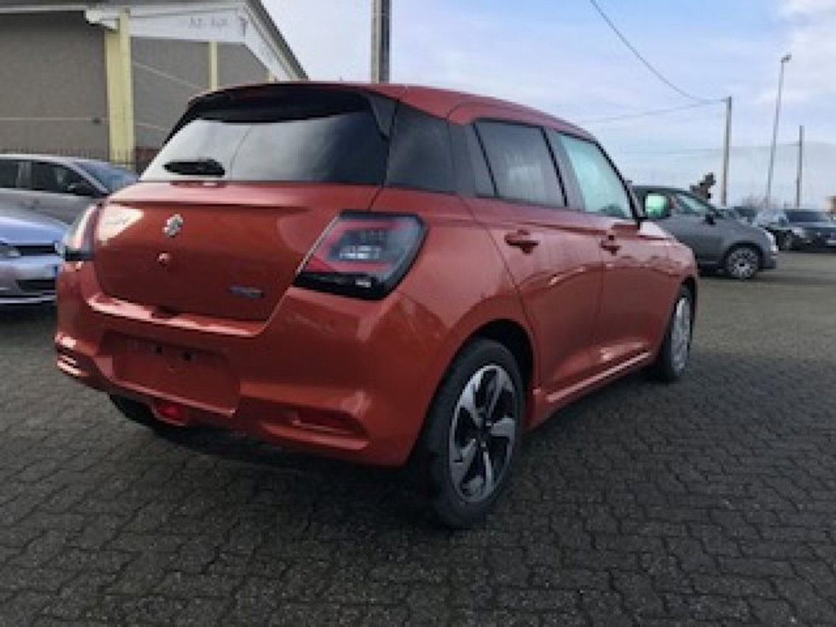 Suzuki Swift 1.2h Top 2wd (6)