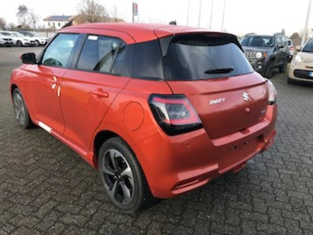 Suzuki Swift 1.2h Top 2wd (8)