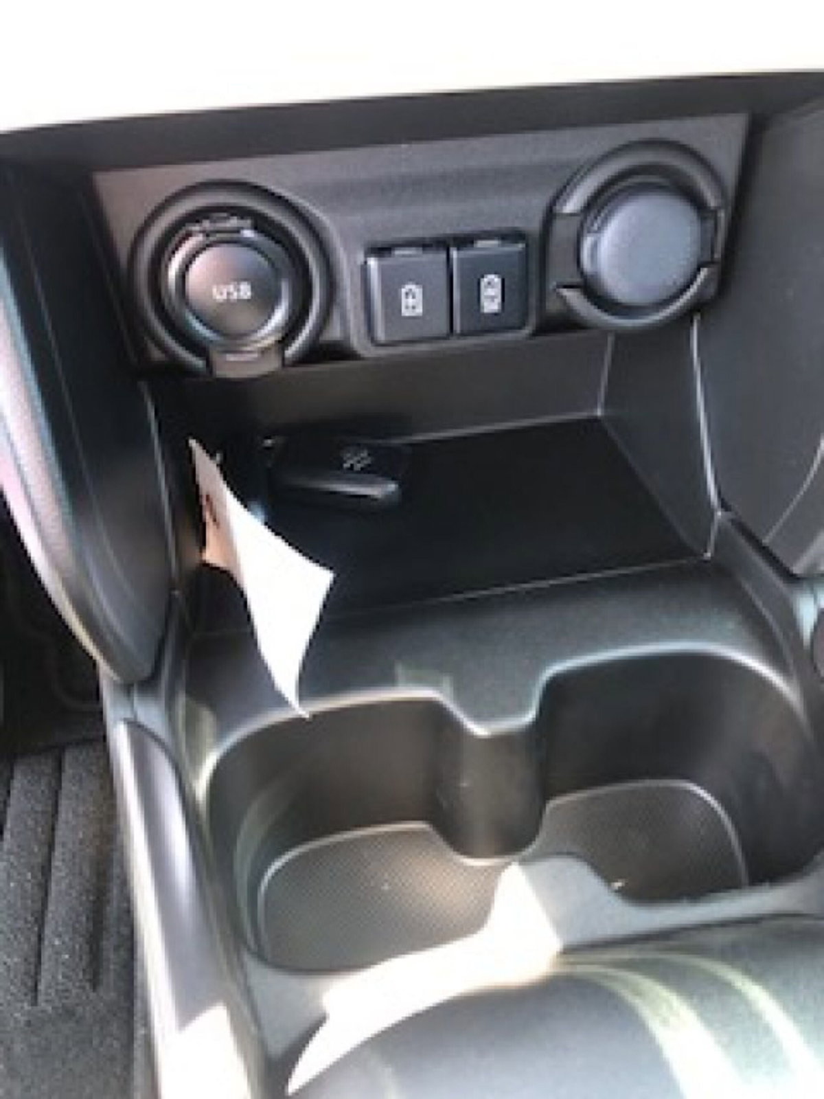 Suzuki Swift 1.2h Top 2wd (18)