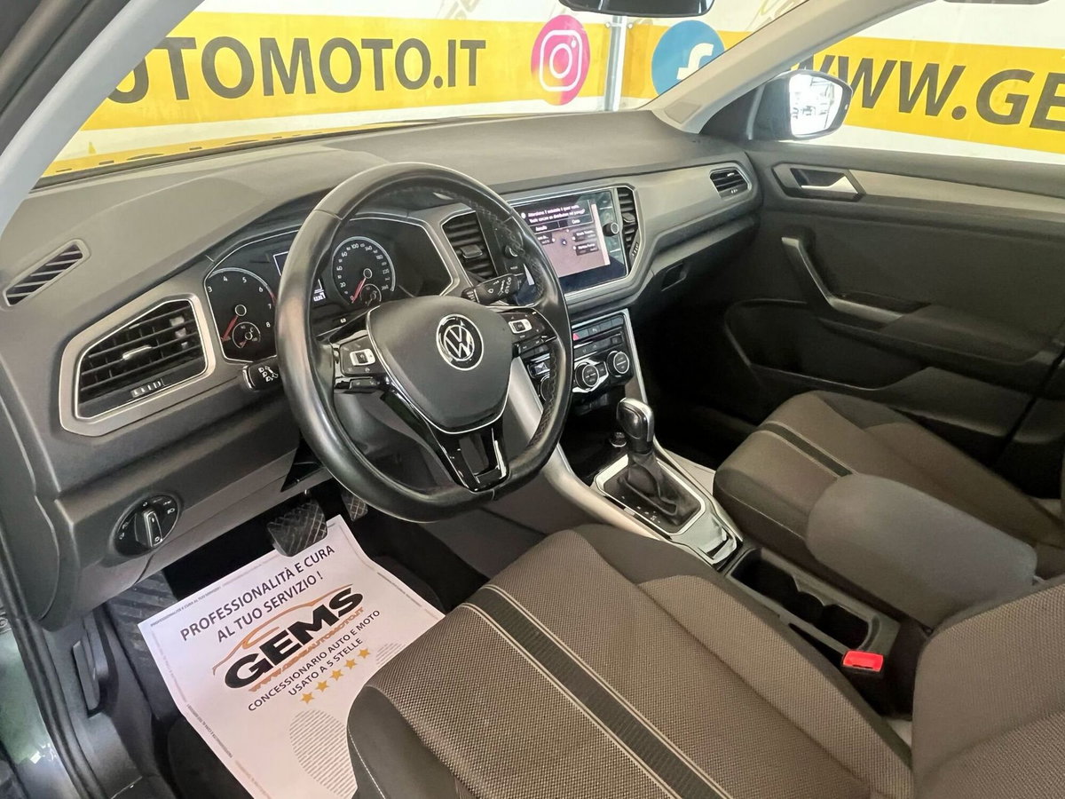 Volkswagen T-Roc 1.5 TSI ACT DSG Business BlueMotion Technology (9)
