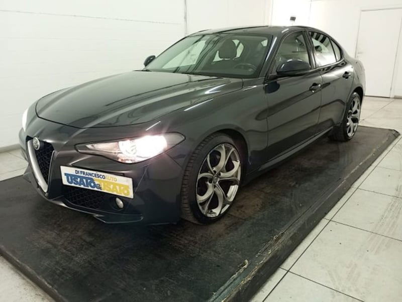 Alfa Romeo Giulia 2.2 Turbodiesel 180 CV AT8 Eco Business