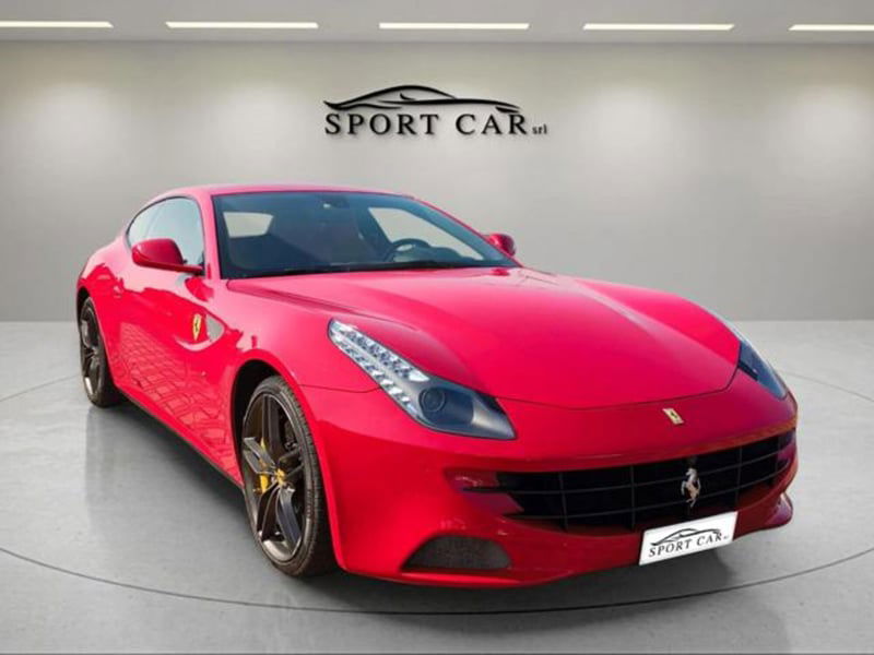 Ferrari FF Coupé FF DCT