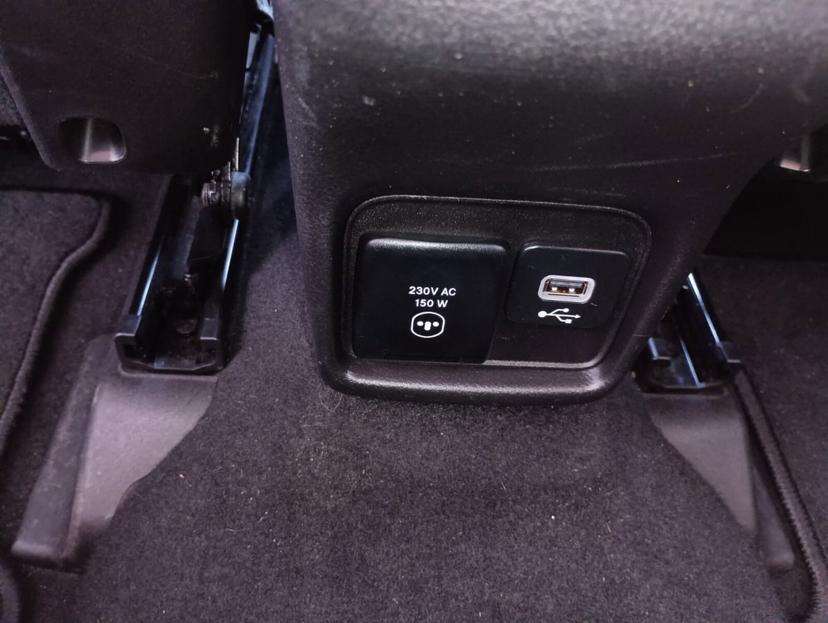 Jeep Compass 1.6 Multijet II 2WD Limited (14)