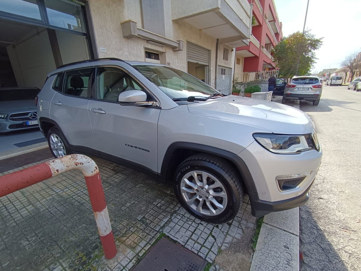 Jeep Compass 1.6 Multijet II 2WD Limited (6)
