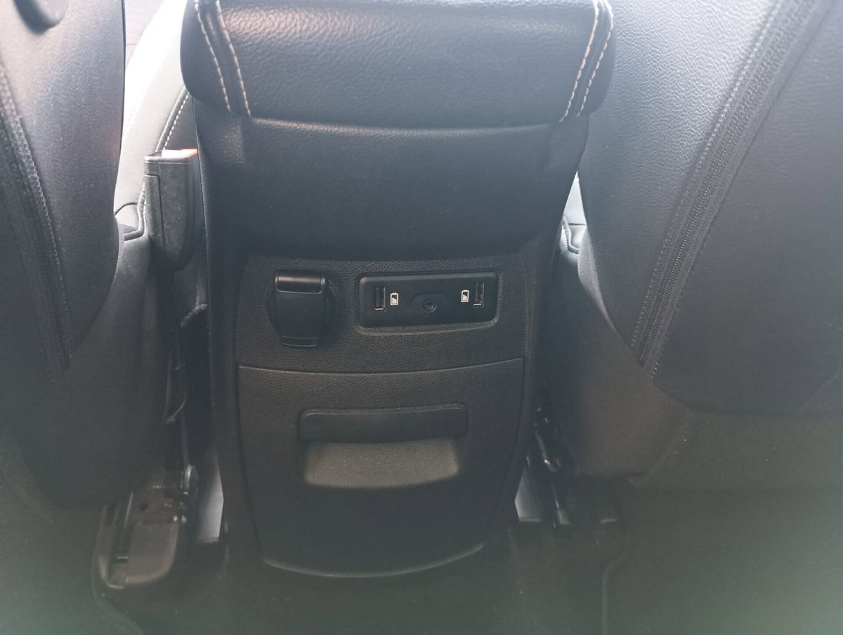 Renault Scenic E-Tech Electric 1.9 dCi Confort Dynamique (15)