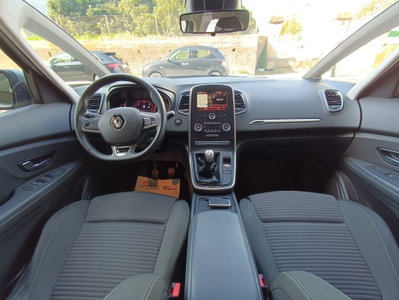 Renault Scenic E-Tech Electric 1.9 dCi Confort Dynamique (13)