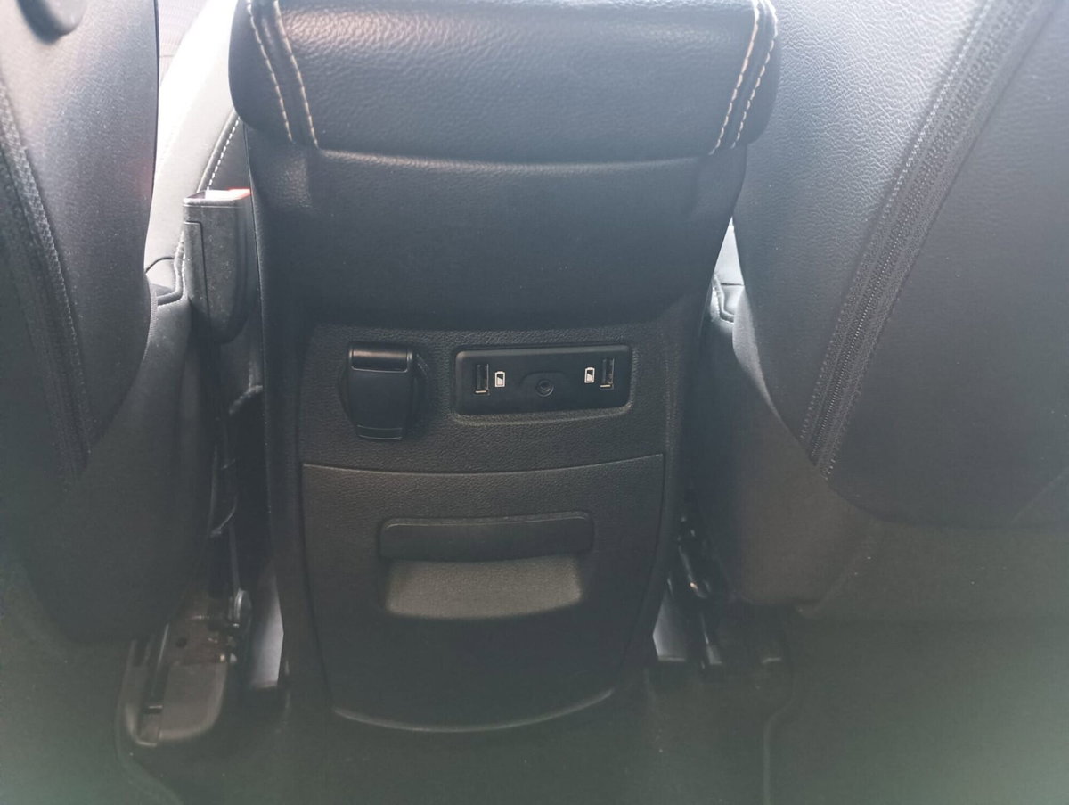 Renault Scenic E-Tech Electric 1.9 dCi Confort Dynamique (15)