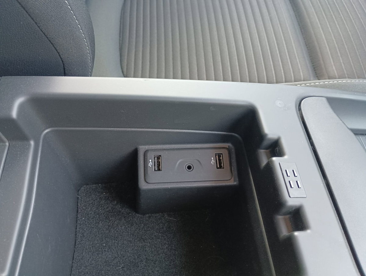 Renault Scenic E-Tech Electric 1.9 dCi Confort Dynamique (18)