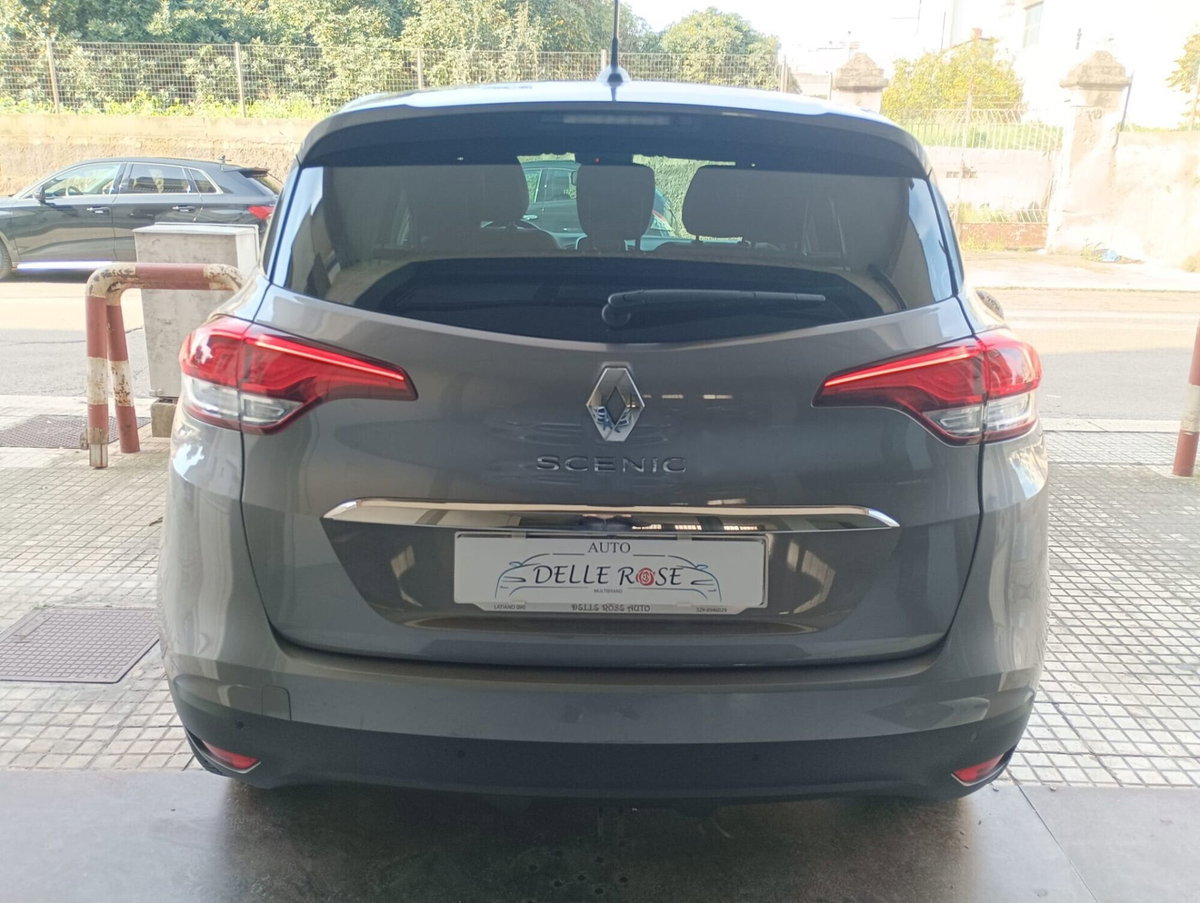 Renault Scenic E-Tech Electric 1.9 dCi Confort Dynamique (4)
