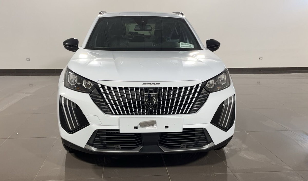 Peugeot 2008 PureTech 130 S&S EAT8 Allure Pack (10)