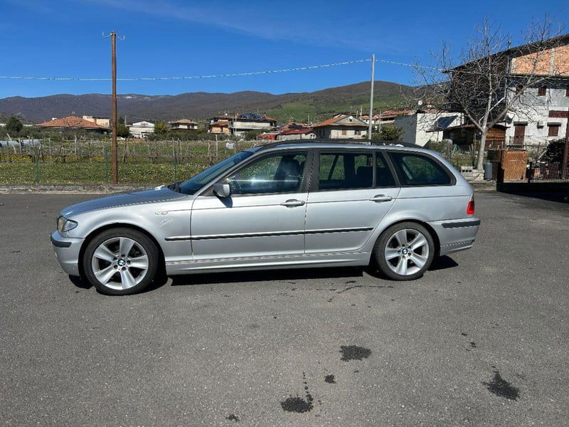 BMW Serie 3 Touring 320d turbodiesel cat  Futura