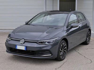 Volkswagen Golf 1.5 etsi Style 150cv dsg usata