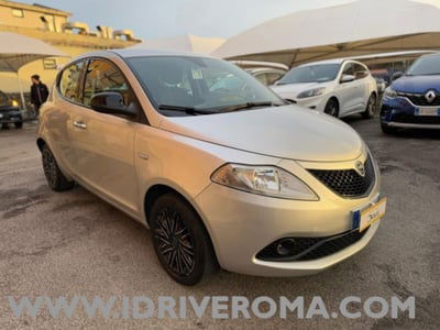 Lancia Ypsilon 1.0 FireFly 5 porte S&S Hybrid Ecochic UnYca usata