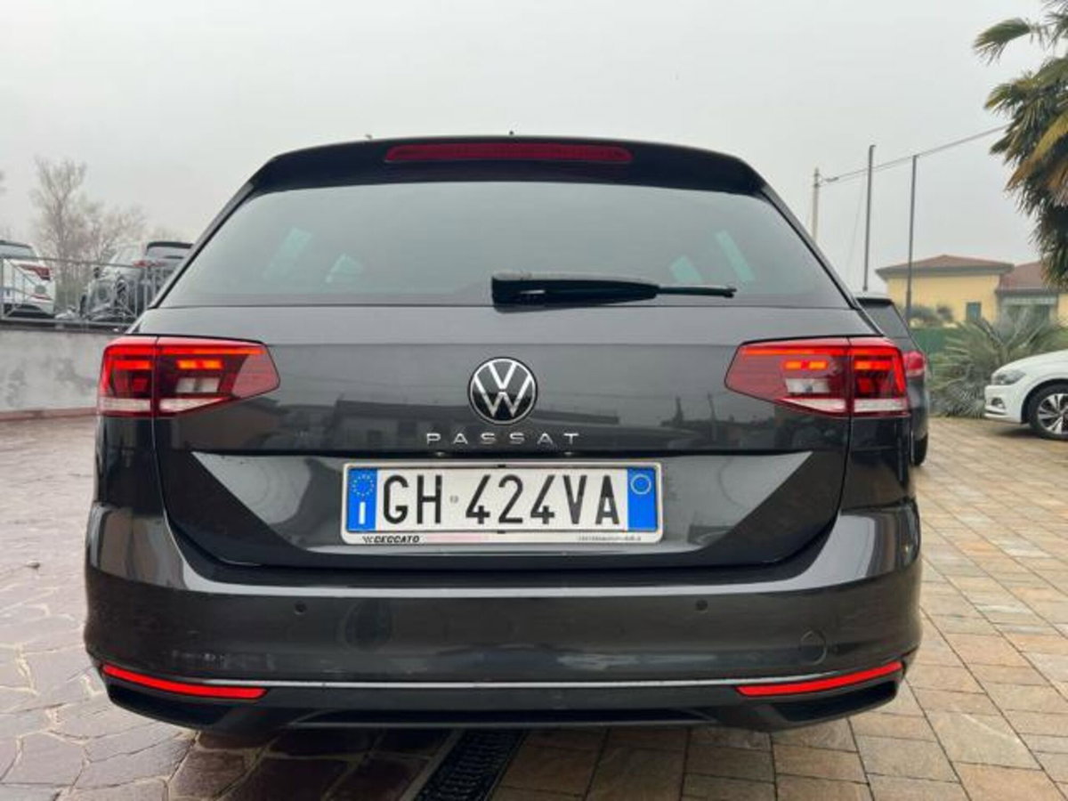 Volkswagen Passat Variant 2.0 TDI SCR EVO DSG Business (4)