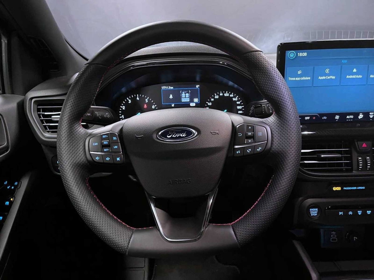 Ford Focus Station Wagon 1.0 EcoBoost 125 CV Start&Stop SW ST Line (14)