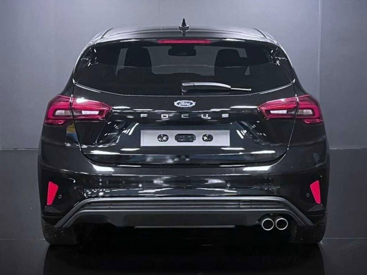 Ford Focus Station Wagon 1.0 EcoBoost 125 CV Start&Stop SW ST Line (6)