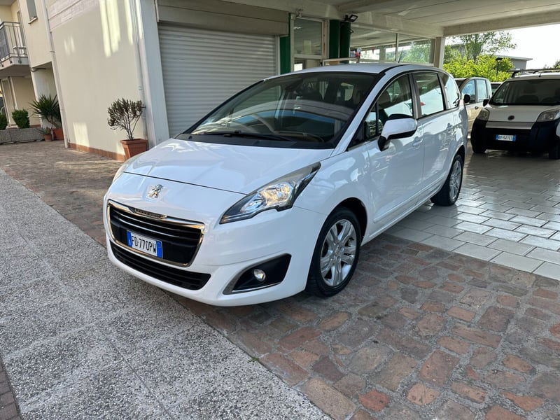 Peugeot 5008 BlueHDi 120 EAT6 S&S Active