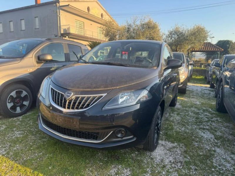 Lancia Ypsilon 1.0 FireFly 5 porte S&S Hybrid Ecochic UnYca