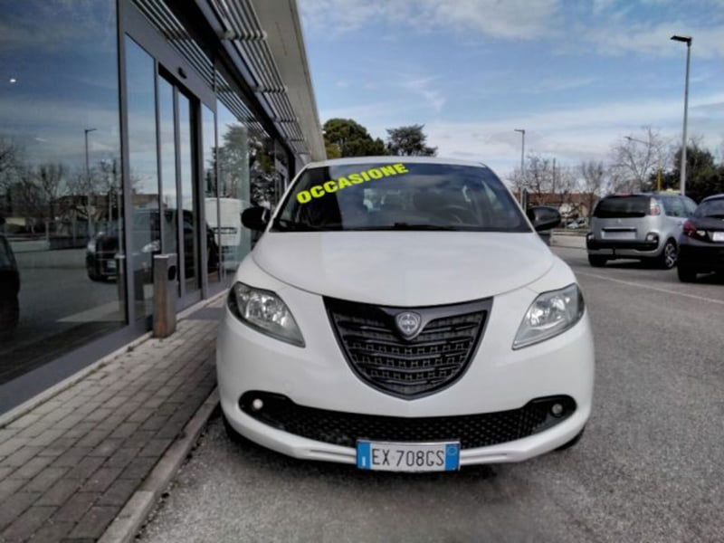 Lancia Ypsilon 1.3 MJT 16V 95 CV 5 porte S&S Elefantino