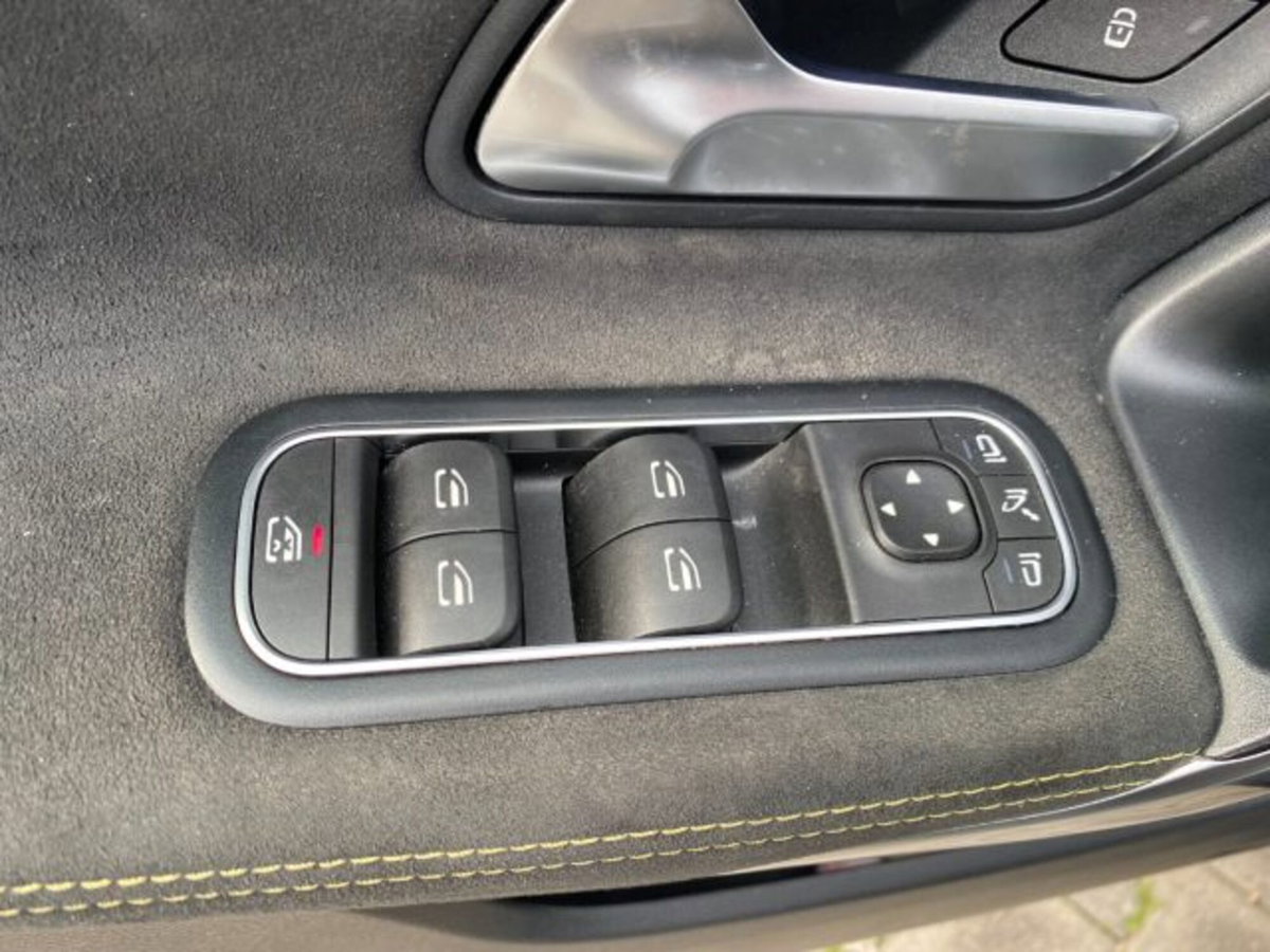 Mercedes-Benz CLA 45 AMG 4Matic (18)