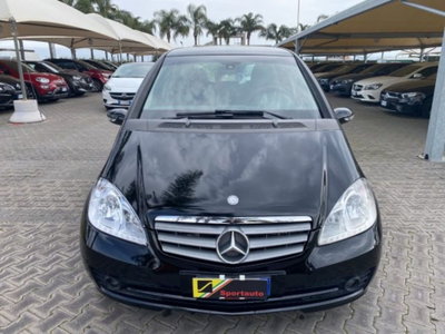 Mercedes-Benz Classe A 160 CDI AUTOMATIC Elegance (16)