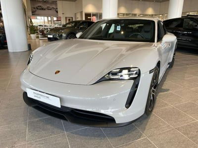 Porsche Taycan Performance Battery Plus usata