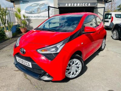 Toyota Aygo 1.0 VVT-i 72 CV 3 porte x-cool  usata