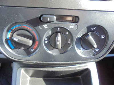 Fiat Fiorino 1.3 MJT 95CV Combinato (18)