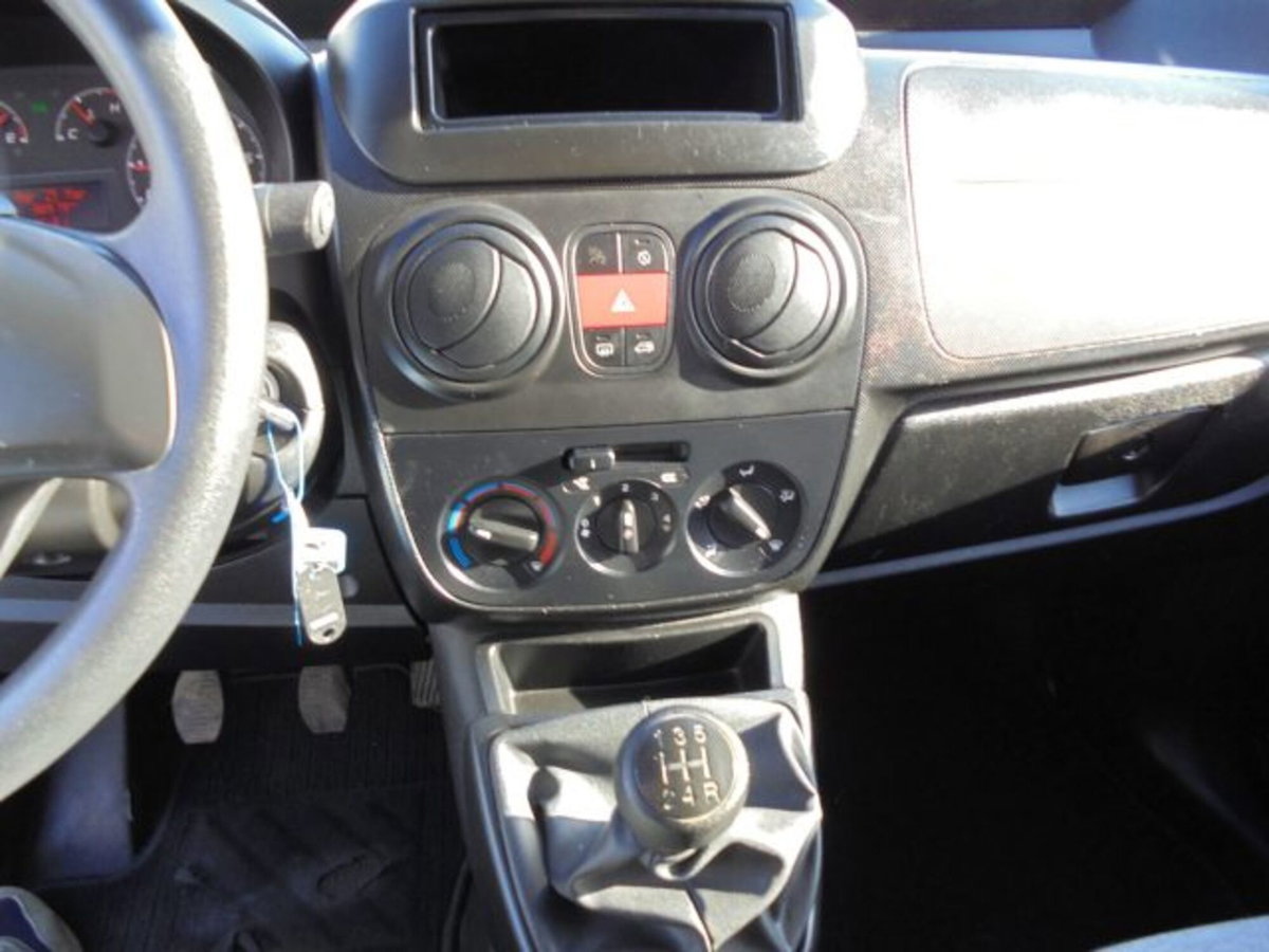 Fiat Fiorino 1.3 MJT 95CV Combinato (19)