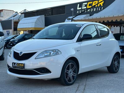 Lancia Ypsilon 1.3 MJT 16V 95 CV 5 porte S&S Gold  usata