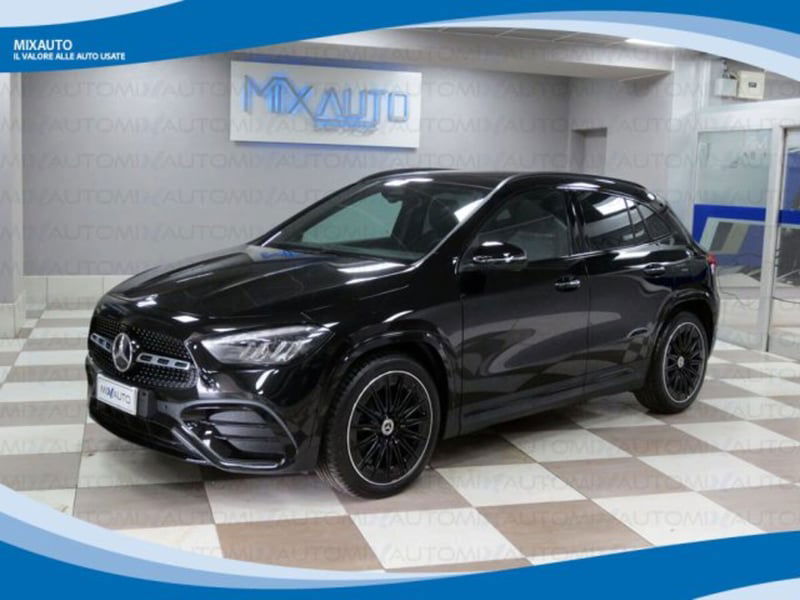 Mercedes-Benz GLA SUV 200 d Automatic Premium