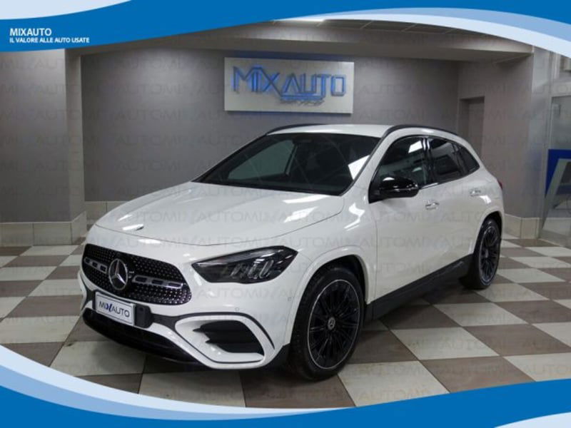 Mercedes-Benz GLA SUV 200 d Automatic Premium