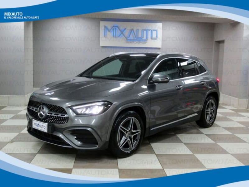 Mercedes-Benz GLA SUV 200 d Automatic Premium