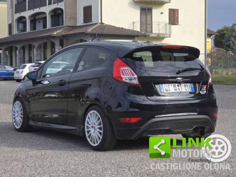Ford Fiesta 1.6 200CV 3 porte ST 200
