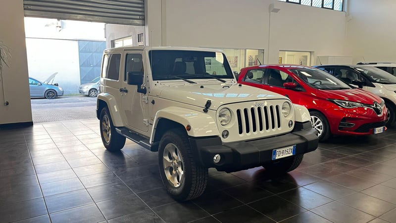 Jeep Wrangler 2.8 CRD DPF Sahara Auto