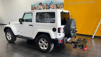 Jeep Wrangler 2.8 CRD DPF Sahara Auto (4)