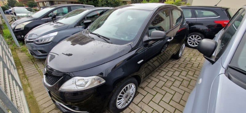 Lancia Ypsilon 1.3 MJT 16V 95 CV 5 porte S&S Silver
