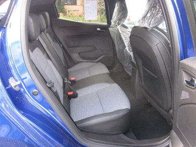 Renault Clio SCe 75 CV 5 porte Zen (14)