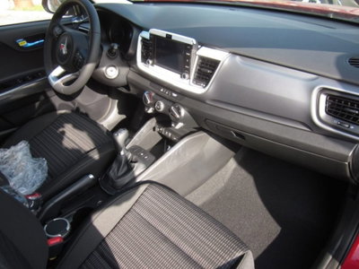 Kia Stonic 1.2 mpi City 79cv (8)