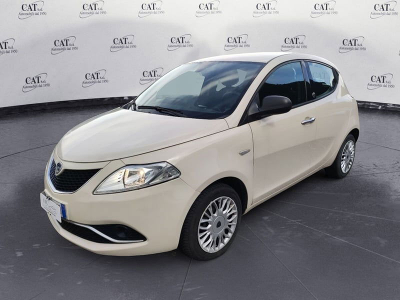 Lancia Ypsilon 1.2 69 CV 5 porte GPL Gold Plus