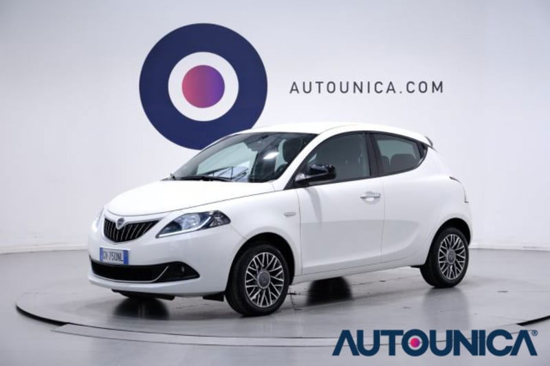 Lancia Ypsilon 1.0 FireFly 5 porte S&S Hybrid Gold Plus